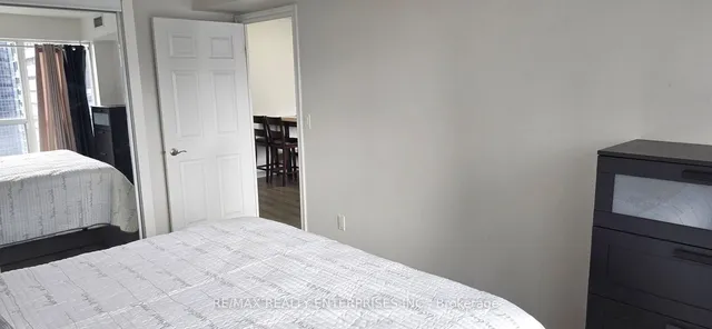 Additional image 20 of 250 Wellington St Unit 1435