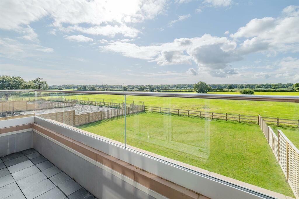 Additional image 16 of Belgrave Garden Mews, Pulford, Chester