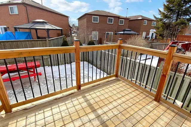 Additional image 31 of 141 PONYMEADOW Terr