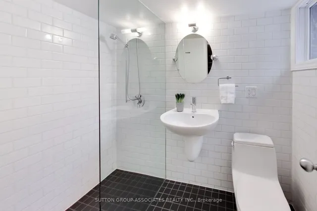 Additional image 30 of 25 Roseneath Gdns