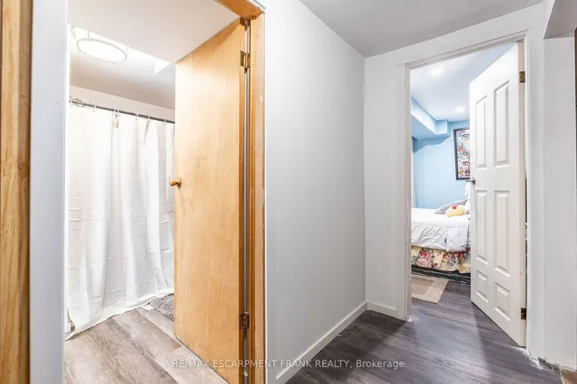 Additional image 32 of 97 Guildwood Dr