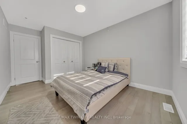 Additional image 21 of 114 Rivertrail Ave