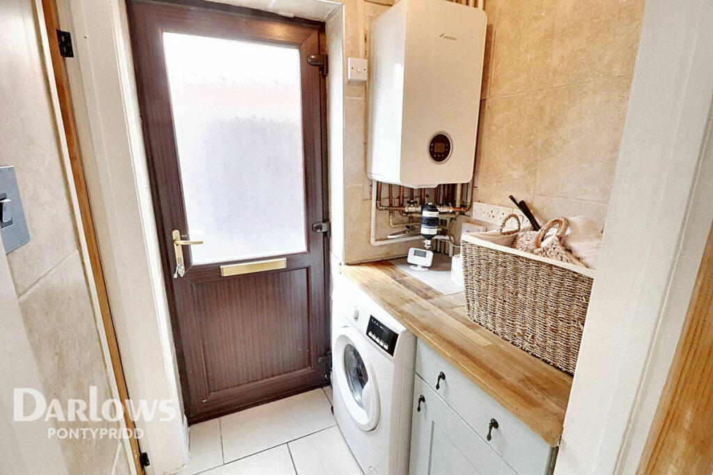 Additional image 13 of Ynys Hir, Pontypridd