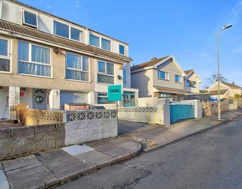 West End Avenue, Porthcawl, CF36