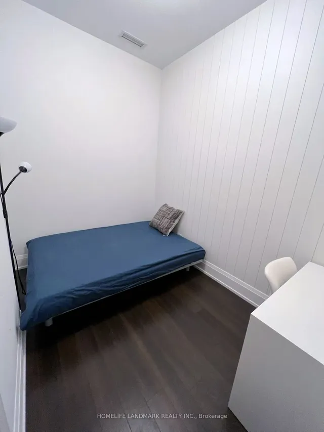 Additional image 11 of 120 Harrison Garden Blvd Unit 127