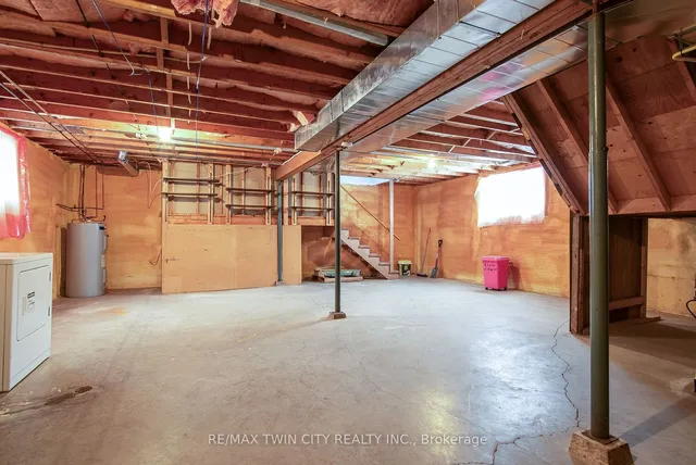 Additional image 34 of 21 Bridge St