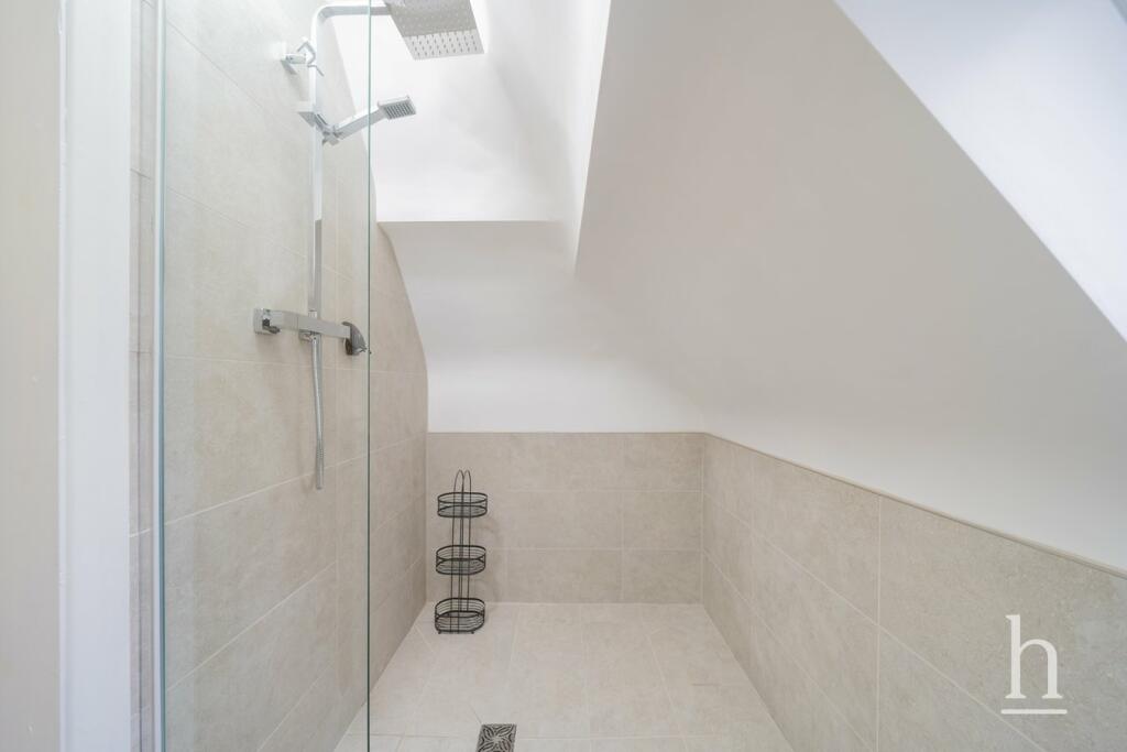 Additional image 37 of Gayton Parkway, Gayton, CH60