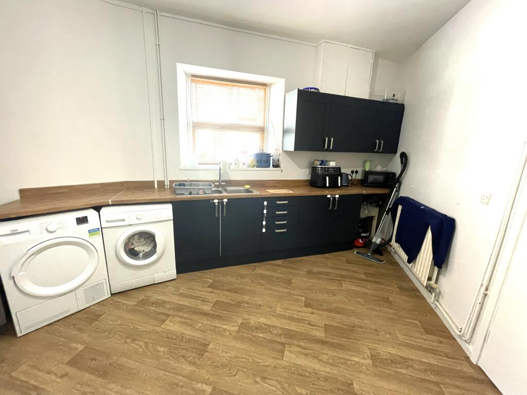 Additional image 9 of High Street, Mountain Ash, CF45 3LN