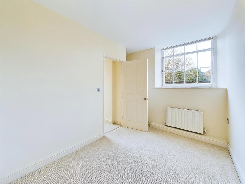 Additional image 6 of High Street, Yatton, Bristol