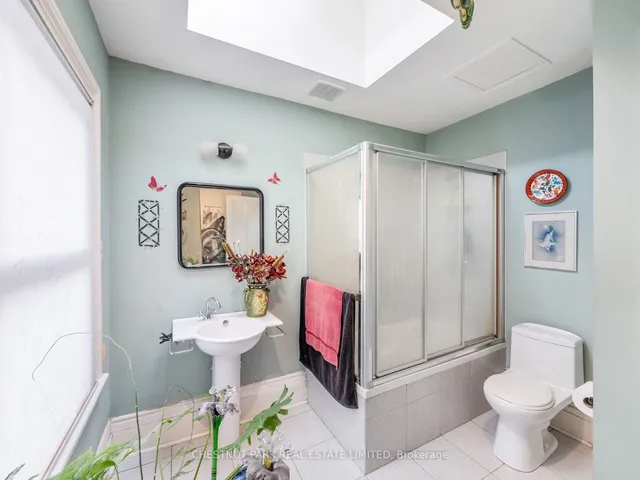 Additional image 32 of 126 Seaton St