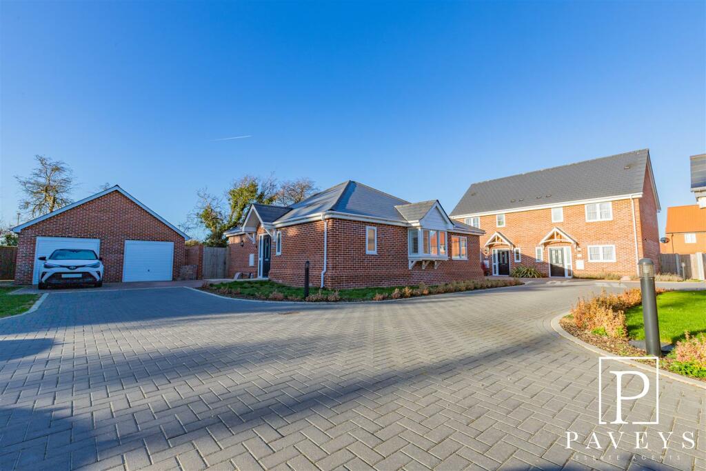 Additional image 23 of Orchard Crescent, Kirby Cross, Frinton on Sea