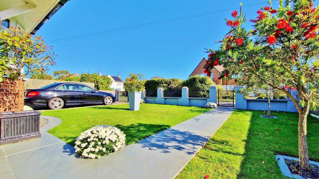 Additional image 30 of Old Parsonage Way, Frinton-On-Sea