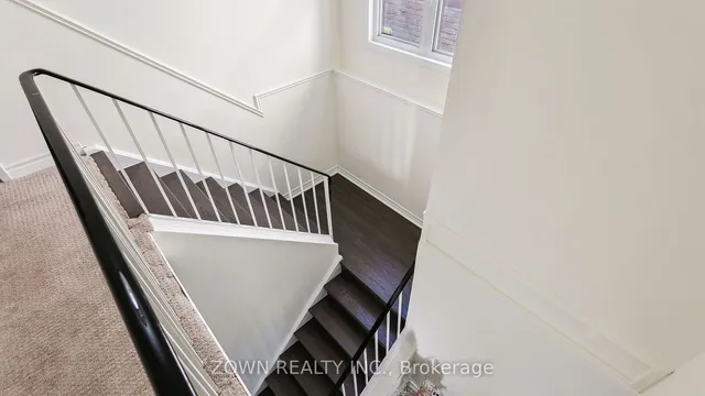 Additional image 15 of 33 Dafoe Cres