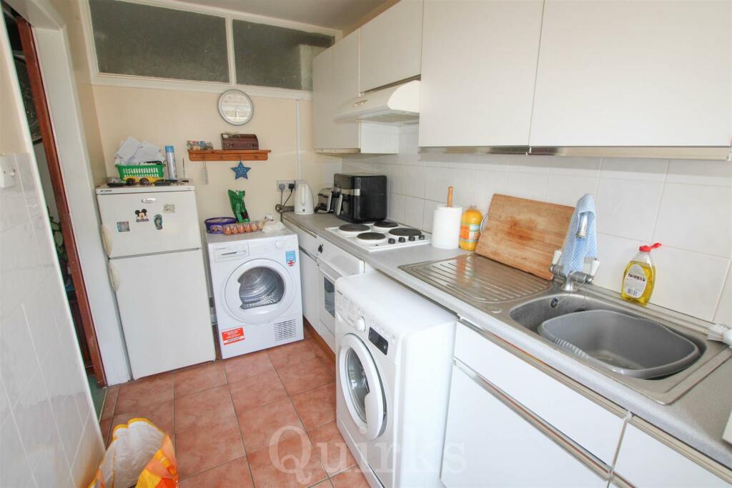 Additional image 8 of Chapel Court, Billericay