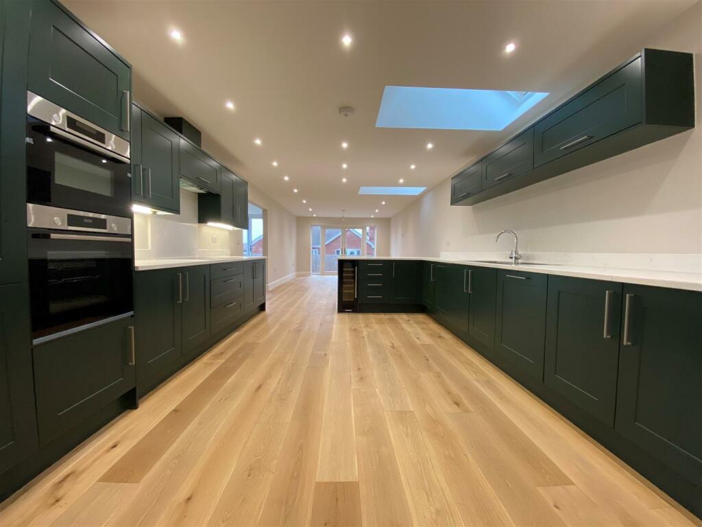 Additional image 20 of Stoney Hills, Burnham-On-Crouch