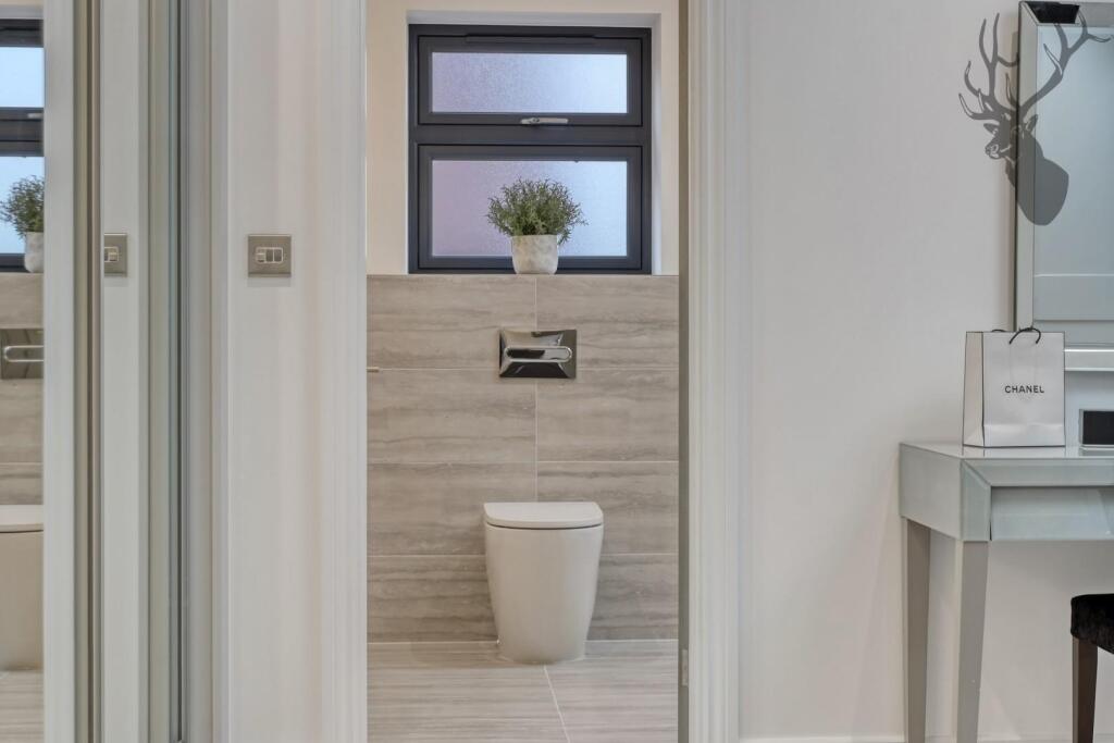 Additional image 28 of Lessington Barn, Theydon Mount