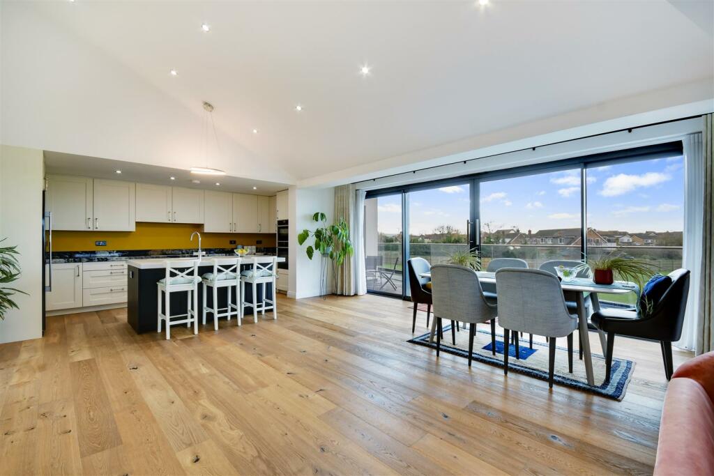 Additional image 3 of Sea View Parade, Mayland, Chelmsford