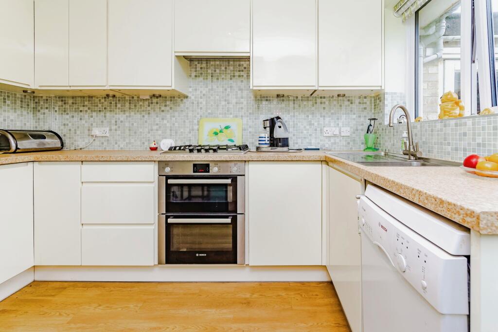 Additional image 4 of Auckland Road, Caterham, Surrey, CR3