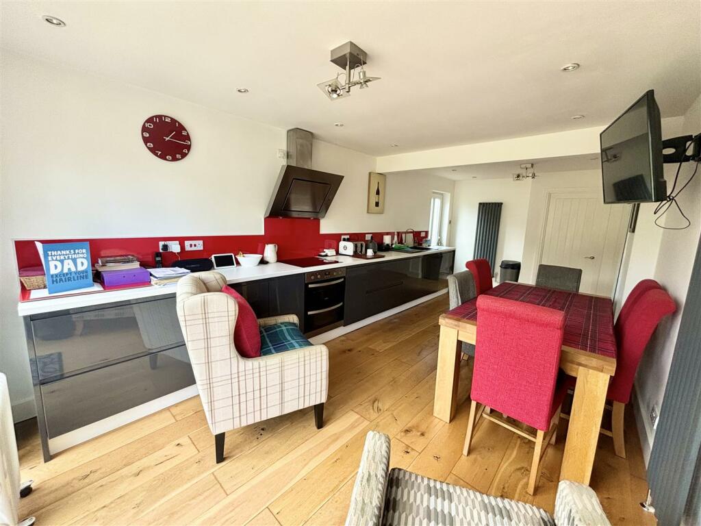 Additional image 16 of Vauxhall Drive, Braintree