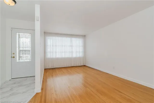 Additional image 8 of 260 Hazelglen Dr