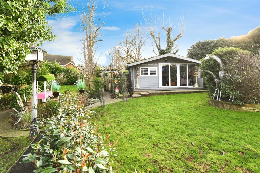 Additional image 35 of Oaklands Close, Braintree, CM77