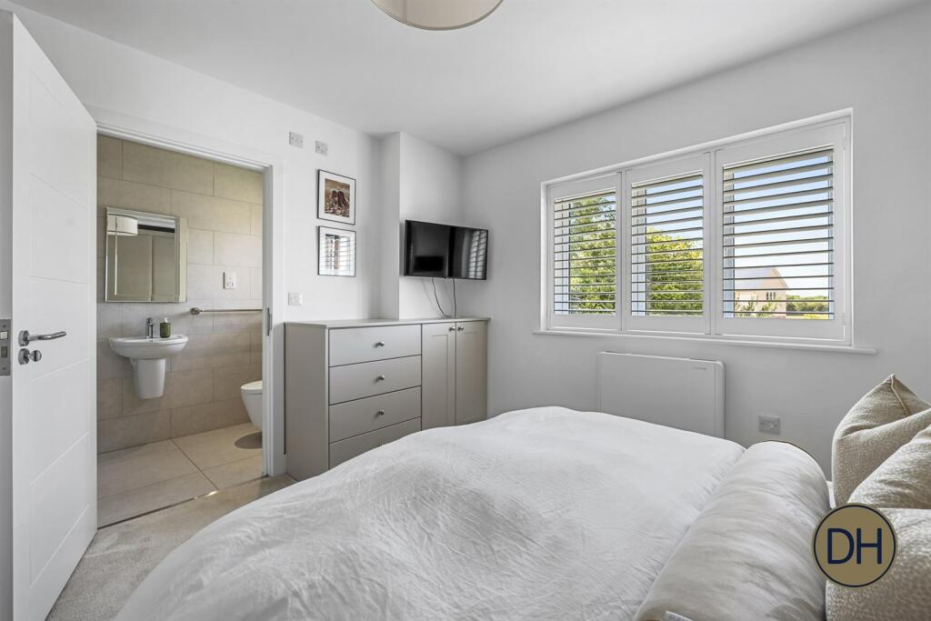 Additional image 14 of Highfield Close, Hastingwood, Essex CM17