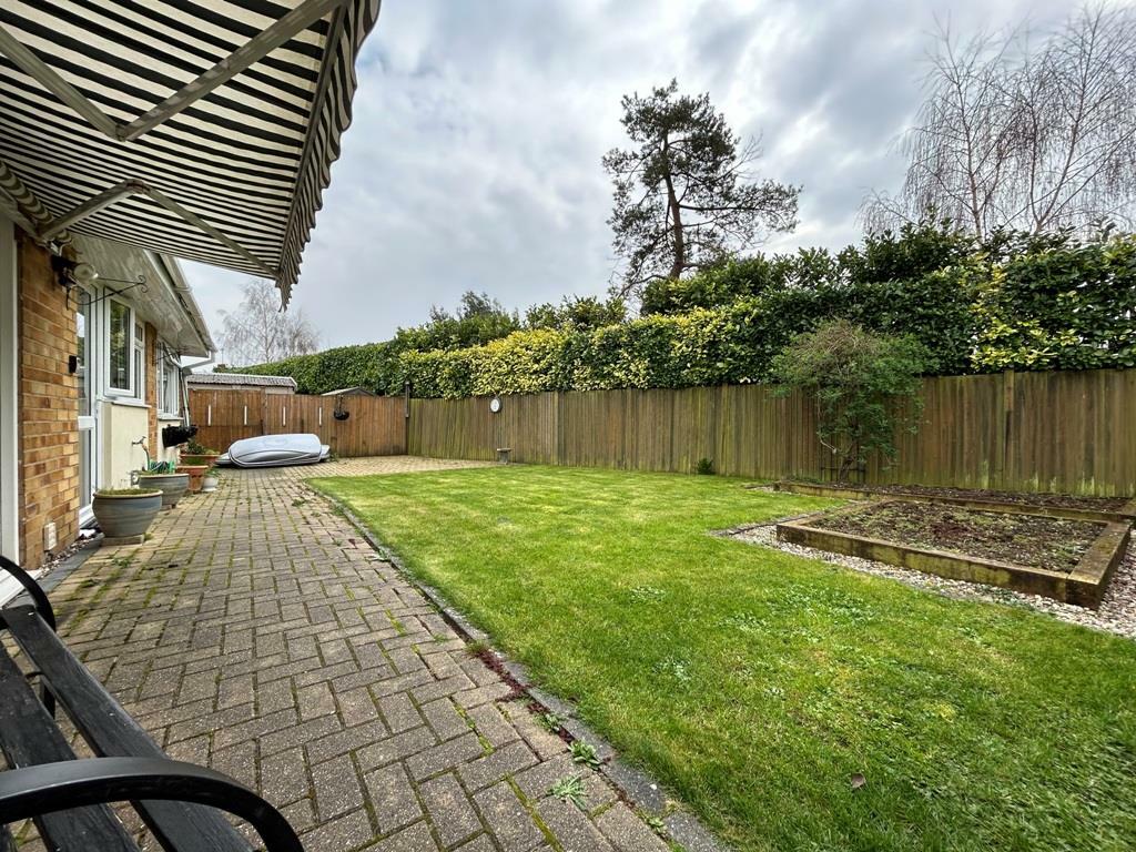 Additional image 4 of Camoise Close, Toppesfield