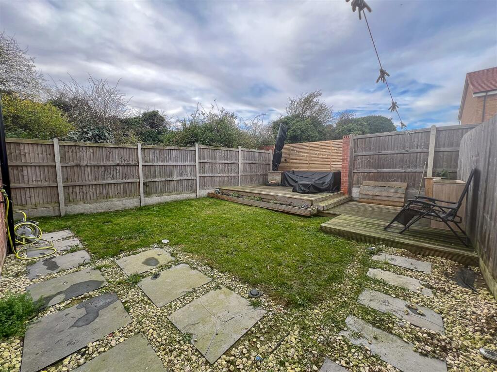 Additional image 20 of Skippers Way, Walton On The Naze