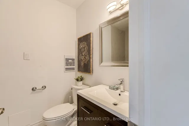 Additional image 11 of 50 Scarborough Golf Club Rd Unit 114