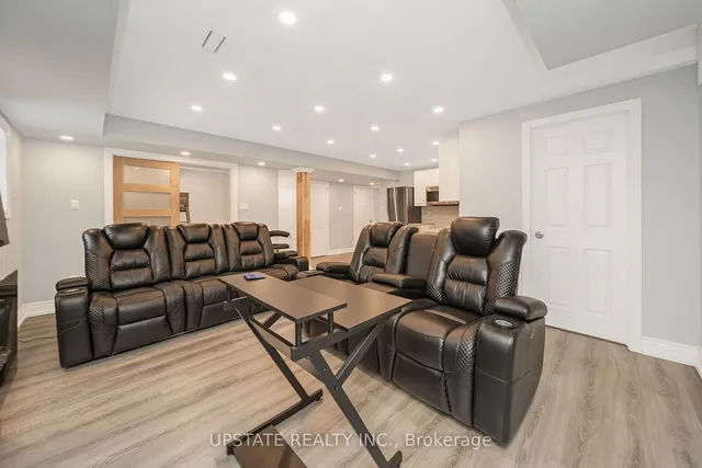 Additional image 31 of 22 Allegro Dr