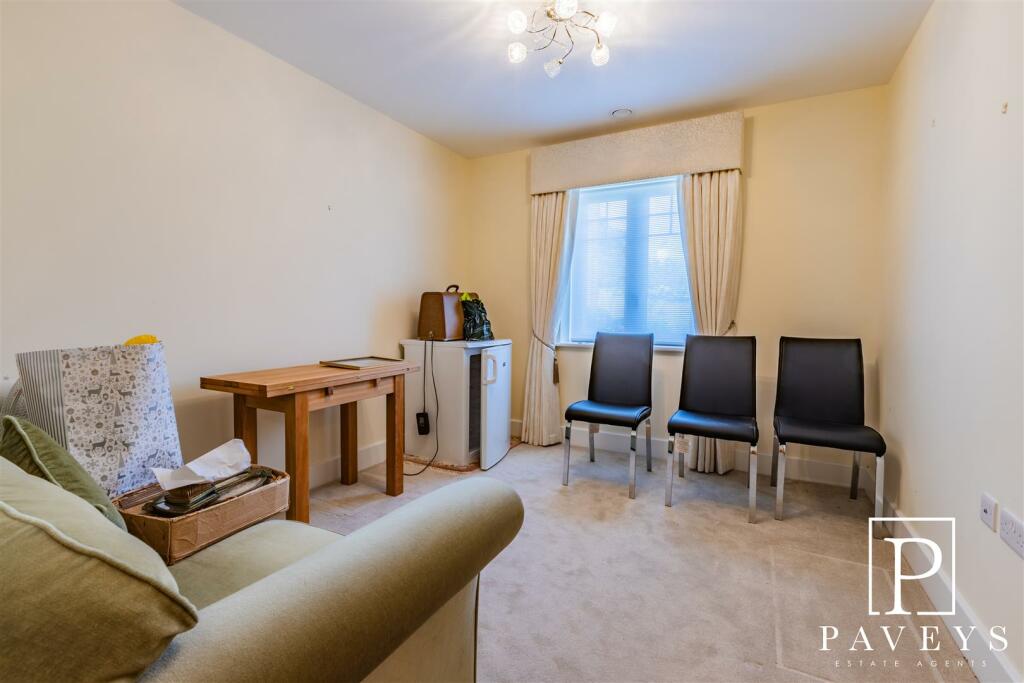 Additional image 11 of Hadleigh road, Frinton-On-Sea