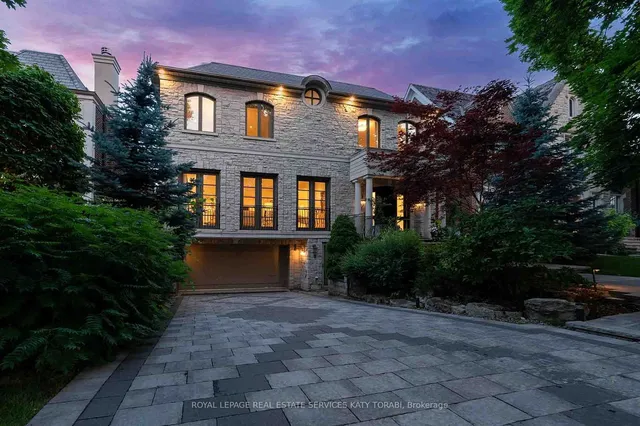 Additional image 36 of 135 Buckingham Ave