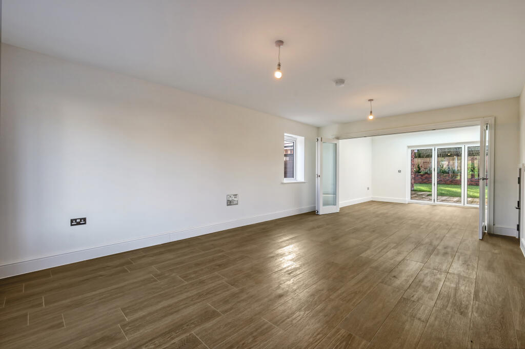 Additional image 14 of The Oak, Ash View, Takeley, Essex