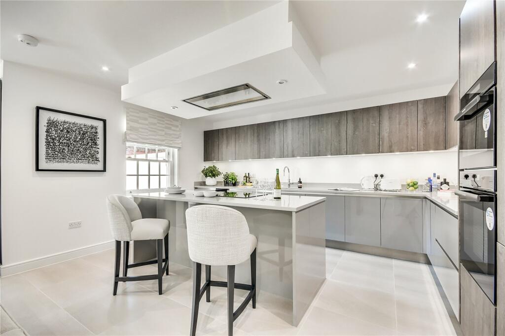 Additional image 8 of 12 Boyles Court, Dark Lane,, CM14