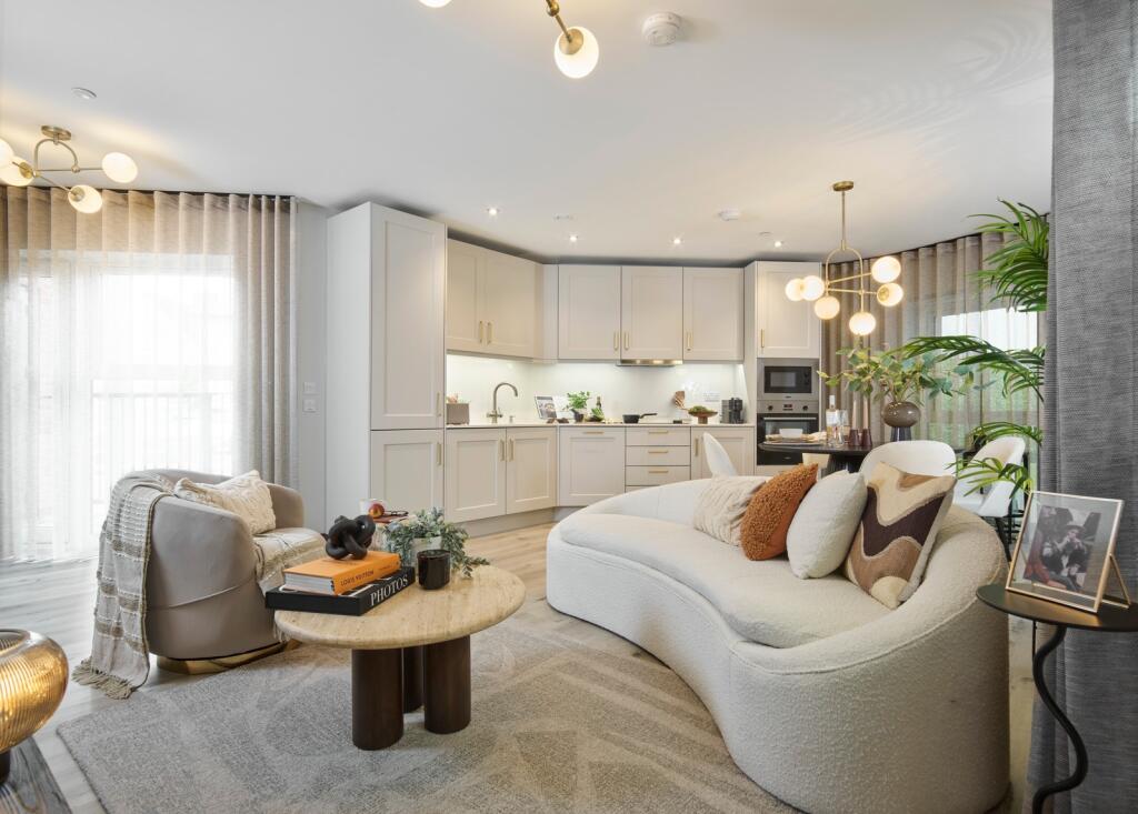 Additional image 5 of Brentwood Central, Western Road, Brentwood