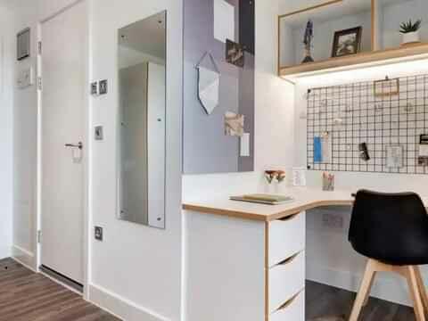 Additional image 5 of Studio Platinum Plus, 27 Magdalen Street, COLCHESTER, CO1 2ZT