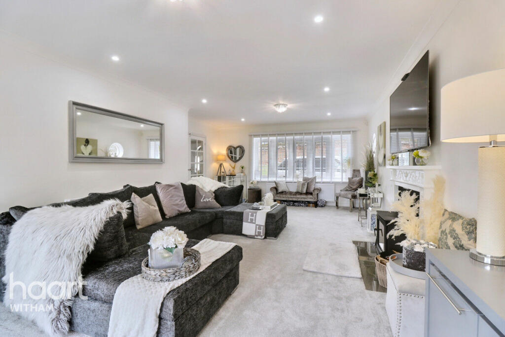 Additional image 6 of Powers Hall End, Witham