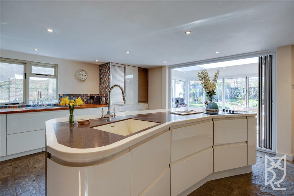 Additional image 6 of Kirby Cross, Frinton on Sea, Essex, CO13