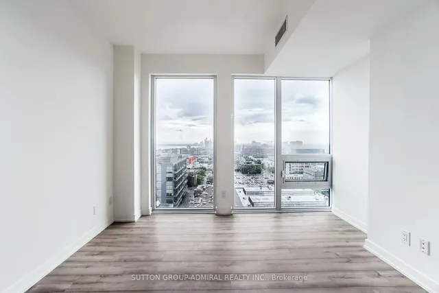 Additional image 11 of 135 East Liberty St Unit 1003