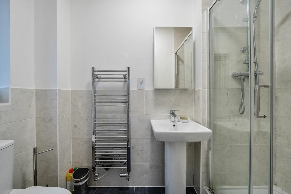 Additional image 17 of Cane Hill Drive, Coulsdon, CR5