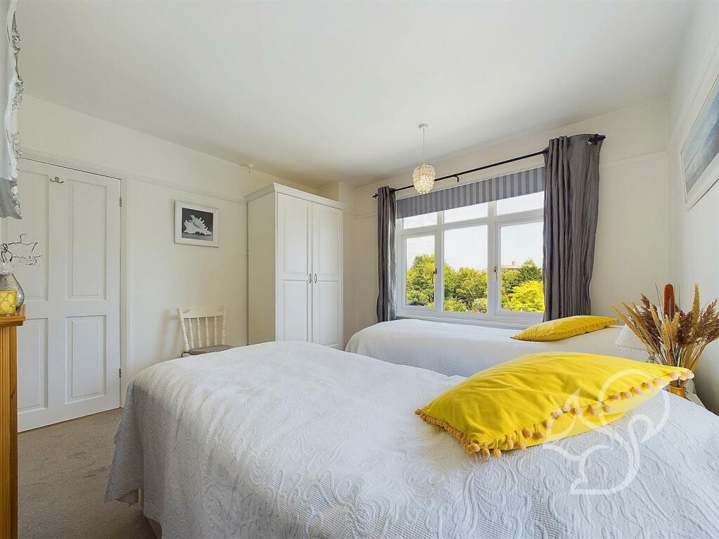 Additional image 26 of Suffolk Avenue, West Mersea