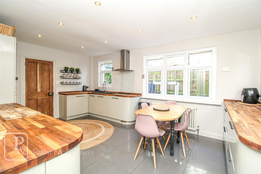 Additional image 12 of Skelmersdale Road, Clacton-on-Sea, Essex, CO15