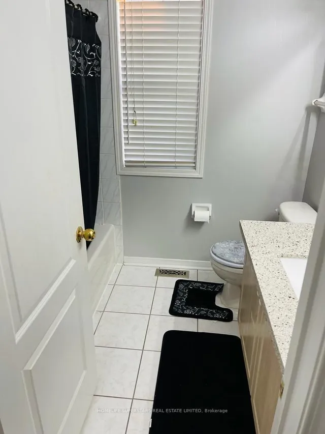 Additional image 18 of 47 Upper Highlands Dr