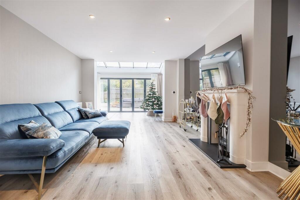 Additional image 6 of Buckingham Road, Epping