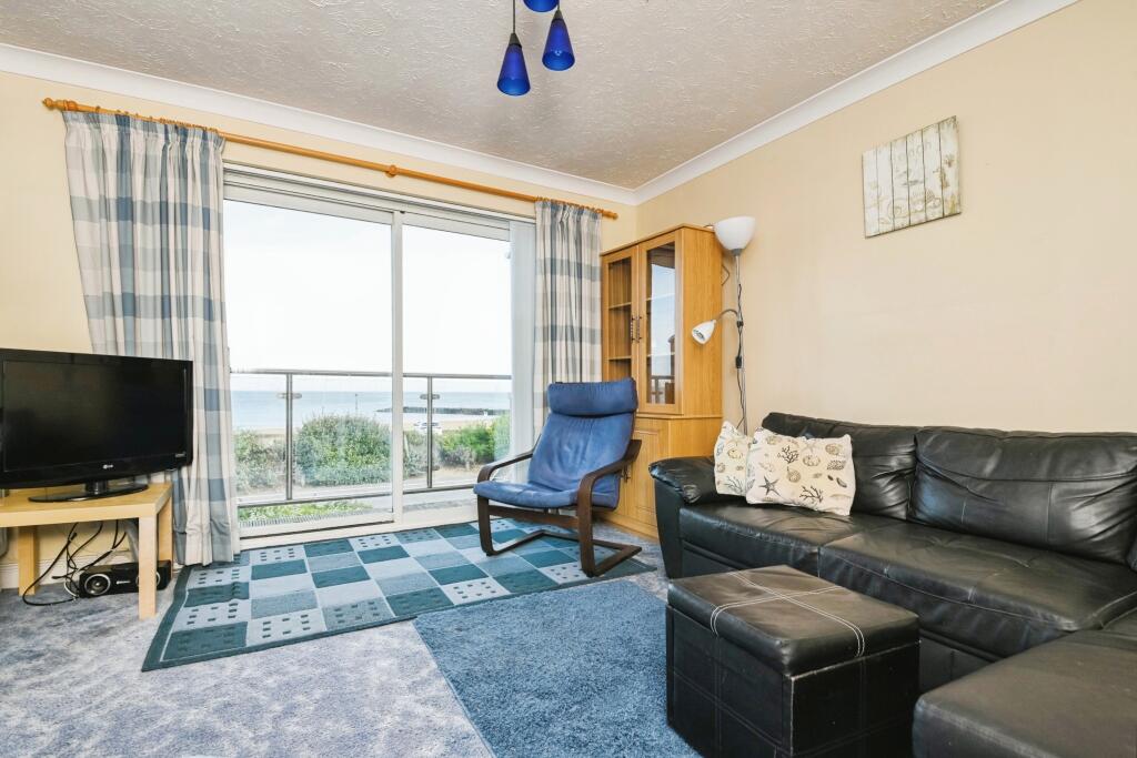 Additional image 4 of Hastings Avenue, Clacton-on-Sea, Essex, CO15