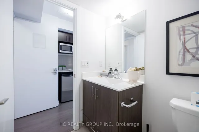 Additional image 18 of 255 Village Green Sq Unit 2303