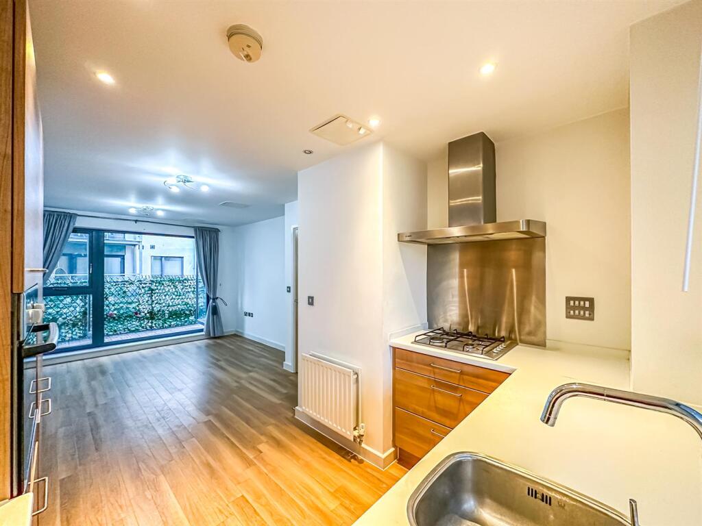 Additional image 8 of High Street, Brentwood