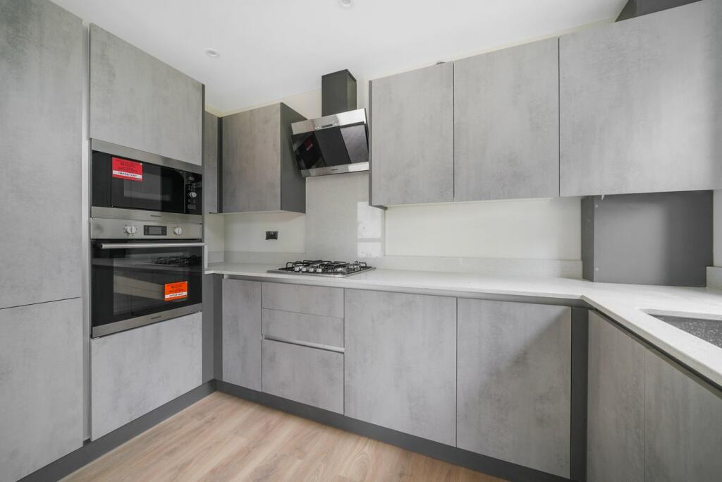 Additional image 6 of Selsdon Road, South Croydon, CR2