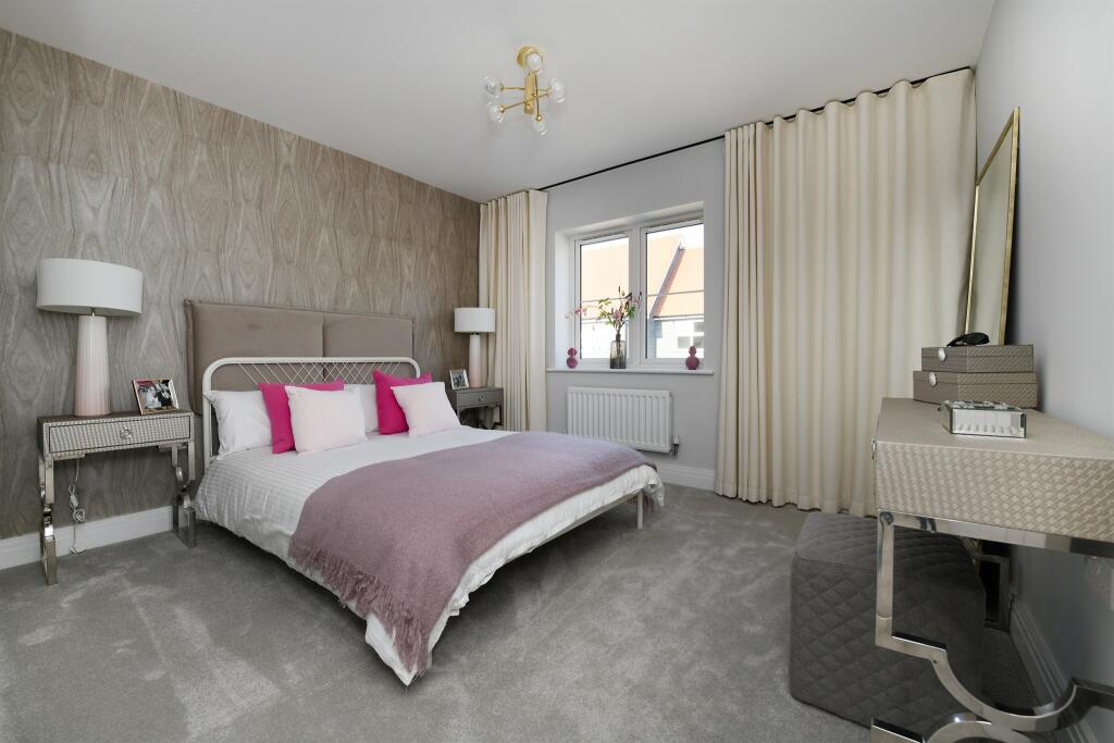 Additional image 7 of Hawthorn Close, Bicknacre, Chelmsford