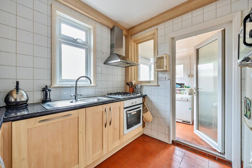 Additional image 2 of Farningham Road, Caterham, CR3